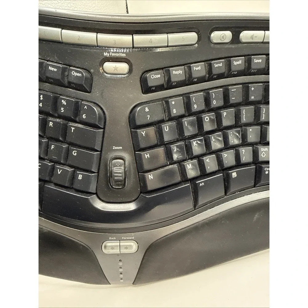 Microsoft Natural Ergonomic Keyboard 4000 v1.0 Wired USB READ No Riser